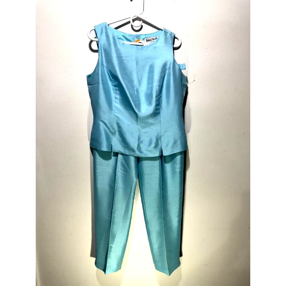 Ronni Nicole Aqua Blue Sleeveless Jumpsuit Romper Set